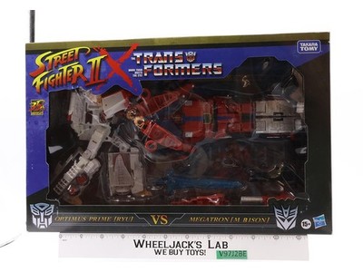 Optimus Prime vs Megatron Transformers Street Fighter 35th Hasbro NEW SEALED