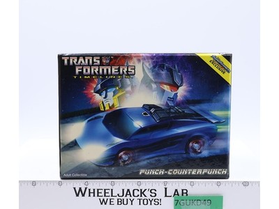 Punch-Counterpunch Transformers Timelines Collector's Club BotCon 2010 Hasbro