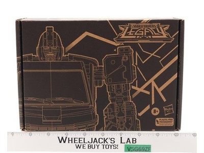 DK-2 Guard Transformers Legacy 2022 Hasbro Action Figure NEW MIB