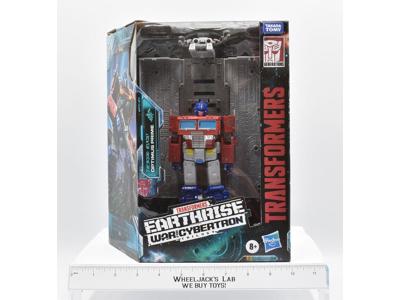 Optimus Prime Deluxe MIB Siege War for Cybertron WFC Transformers Action Figure