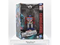 Optimus Prime Deluxe MIB Siege War for Cybertron WFC Transformers Action Figure