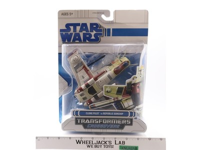 Clone Pilot to Republic Gunship Transformers Star Wars Hasbro NEW SEALED
