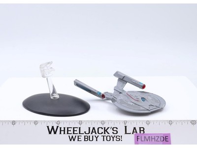 Akira Class USS Thunderchild NCC-63549 Star Trek Eaglemoss Model Ship NR MINT