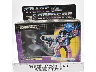 Gnaw MIB 100% Complete 1986 Vintage Hasbro Action Figure G1 Transformers