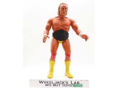 Hulk Hogan WWF Wrestling 1985 LJN Titan Sports Vintage 16" Action Figure