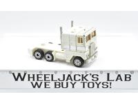 Ultra Magnus CAB - 1986 Vintage G1 Transformers Freightliner COE Action Figure