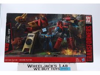 Autobot Intel Ops Platinum Edition Transformers Generations Hasbro NEW SEALED