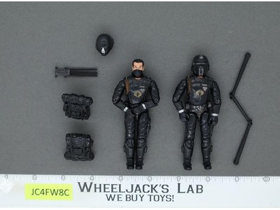 Crimson Shadow Guard v8 Lot of 2 100% Complete G.I. Joe 2005 Hasbro Figure