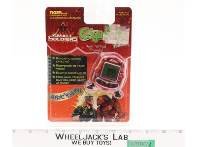 Giga Pets Plus Small Soldiers 1998 Tiger Electronics