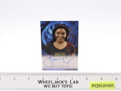 Leanne Star Trek Deep Space Nine Lark Voorhies AUTOGRAPHED Trading Card