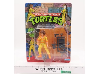 April O'Neil 10-Back Press Badge Stripes TMNT 1988 Playmates NEW MOSC UNPUNCHED