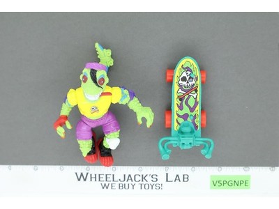Mondo Gecko 100% Complete Teenage Mutant Ninja Turtle TMNT Playmates 1990