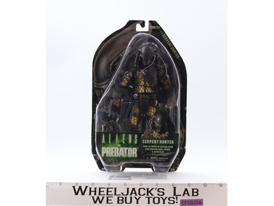 Serpent Hunter AVP 2017 NECA Action Figure NEW MOSC SEALED