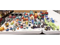 Lot #2 of 76 G1 Transformers 1980's Hasbro Vintage Action Figures