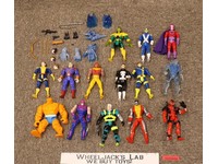 Lot of 14 Marvel Comics Action Figures + Accessories 1990s ToyBiz