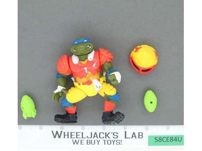 T.D. Tossin' Leo Sewer Sports Teenage Mutant Ninja Turtles TMNT Playmates 1991