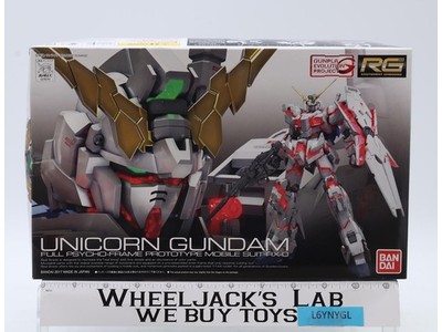 RG Unicorn Gundam 2017 Bandai 1/144 Model Kit NEW MIB