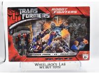 Optimus Prime vs Megatron Robot Fighters Transformers 2007 Movie Hasbro