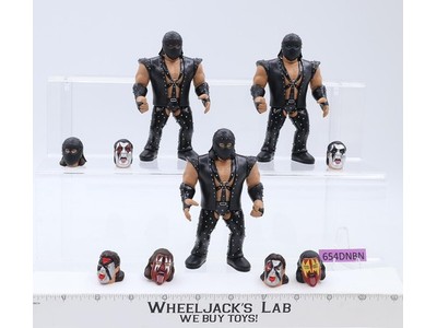 Demolition Epic Toys 1 of 500 WWE Wrestling Megastars Ax Smash Action Figures