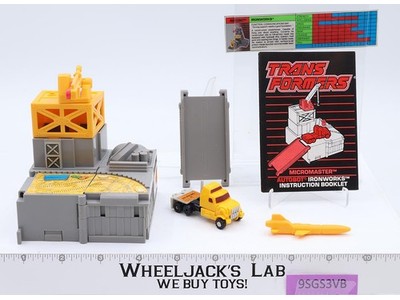Ironworks Micromaster 100% Complete 1989 G1 Transformers Action Figure