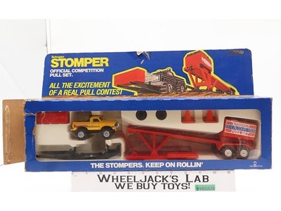Schaper Stomper Competition Pull Set Datsun Li'l Hustler 4x4 1980's WORKS w/ Box