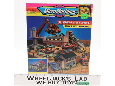 Spike's Auto Wreckers Highways & Byways Micro Machines 1996 Galoob Playset MISB