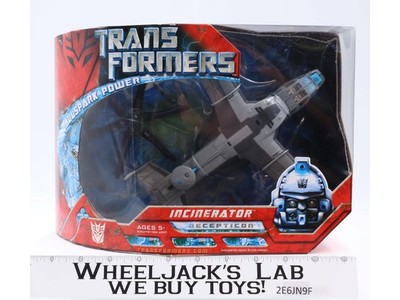 Incinerator Voyager Class Transformers Movie 2007 Hasbro Figure NEW SEALED