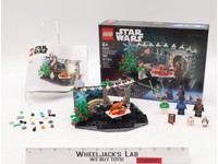 #40658 Millennium Falcon Holiday Diorama 100% Complete W/Box Lego 2023 Star Wars