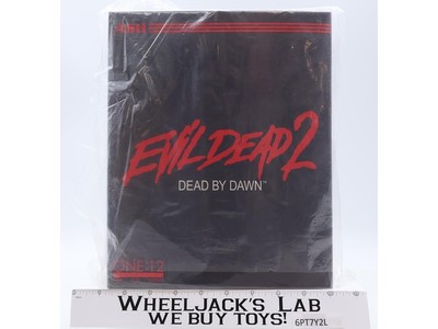 Ash Williams Evil Dead 2 Dead By Dawn 2018 Mezco One:12 NEW MIB