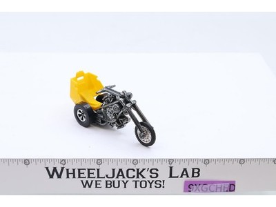 Rrrumblers Revolution YELLOW Hot Wheels 1971 1972 Mattel Vintage
