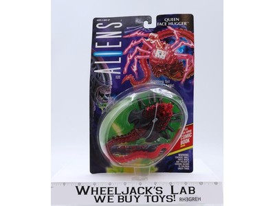 Queen Face Hugger Alien W/Comic Aliens 1992 Kenner Action Figure MOSC NEW