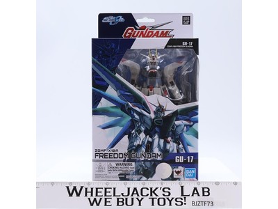 GU-17 ZGMF-X10A Freedom Gundam Universe Bandai Namco Action Figure NEW SEALED