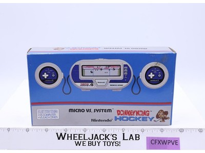 Nintendo Donkey Kong Hockey Micro Vs. System HK-303 1984 Tested Works In Box