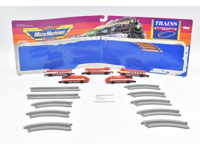 Red Continental Bullet Train Set with Track Micro Machines Lewis Galoob