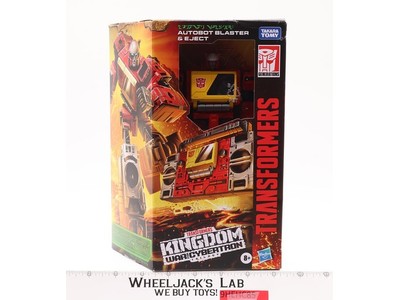 Blaster & Eject Transformers Kingdom War for Cybertron 2022 Hasbro NEW SEALED
