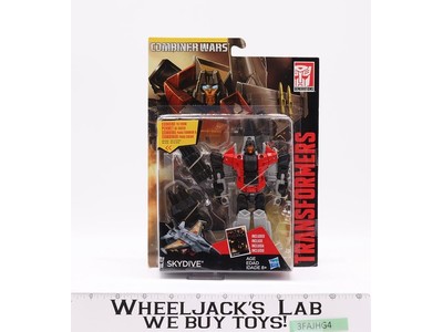 Skydive Transformers Combiner Wars 2014 Hasbro Action Figure NEW MOSC SEALED