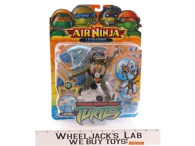 Leonardo Air Ninja Teenage Mutant Ninja Turtles TMNT 2005 Playmates MOSC NEW