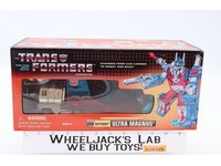 Autobot Ultra Magnus Transformers Commemorative Series 2002 Hasbro Action Figure