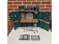 Castle Grayskull 200x Masters of the Universe MOTU 2002 Mattel Playset