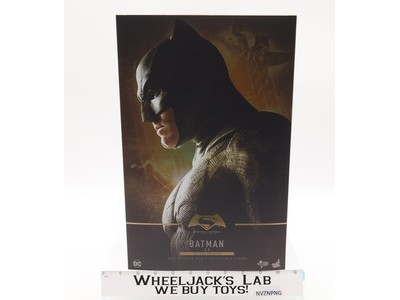 MMS732 Batman 2.0 Deluxe Version DC Comics 2025 Hot Toys 1/6 Scale Action Figure