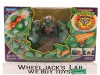 Hero Hatchin Michaelangelo Kowabunga Crackin Turtle Egg TMNT Playmates NEW MISB