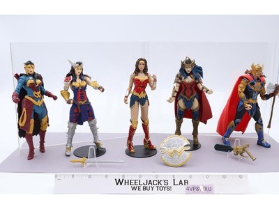 Lot of 5 Wonder Woman DC Comics and Thor Marvel Action Figures