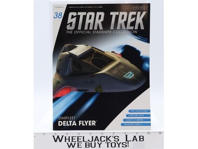 #38 Starfleet Delta Flyer Shuttlecraft Star Trek Eaglemoss Magazine