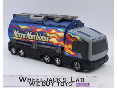 Super Stunt City Semi Tanker Micro Machines 1998 Galoob Fold Out Playset