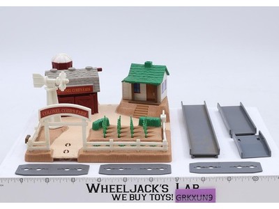 Colonel Cobb's Farm Highways & Byways Micro Machines 1997 Galoob