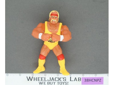 Hulk Hogan Series 2 "Bear Hug" 100% Complete WWF Wrestling Hasbro 1991 Vintage