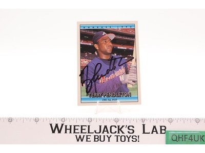 Terry Pendleton Atlanta Braves 1991 NL MVP AUTOGRAPHED Baseball Card