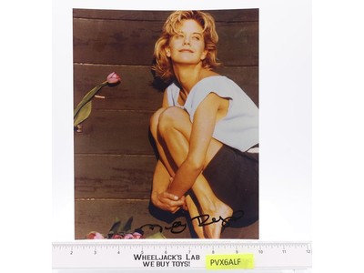 Meg Ryan Actress AUTOGRAPHED 8x10 Photograph