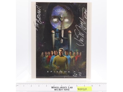 Captain Kirk Star Trek Continues Vic Mignogna AUTOGRAPHED 8.5x11 Photograph