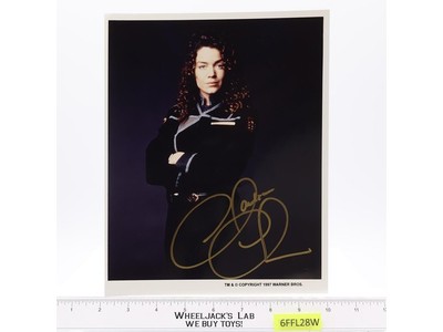 Susan Ivanova Babylon 5 Claudia Christian AUTOGRAPHED 8x10 Photograph